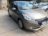 Usata Peugeot 208 Allure 95 CV (69 kW) 2014 Marrone Utilitaria