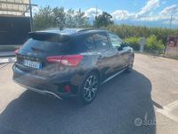Usata Ford Focus Active 125 CV (91 kW) 2019 Nero Berlina