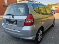 Usata Honda Jazz 83 CV (61 kW) 2005 Grigio Utilitaria