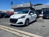 Usata Peugeot 208 Active 82 CV (60 kW) 2019 Bianco Utilitaria