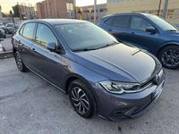 Usado VW Polo Edition 95 HP (69 kW) 2025 Verde Citadino