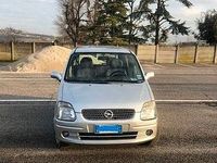 Usata Opel Agila 75 CV (55 kW) 2001 Grigio Utilitaria