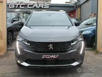 Usado Peugeot 5008 Allure 131 HP (96 kW) 2023 Cinzento SUV