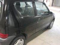 Usata Fiat 600 54 CV (39 kW) 2006 Nero Utilitaria