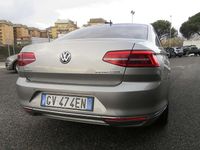 Usata VW Passat Executive 150 CV (110 kW) 2018 Argento Berlina