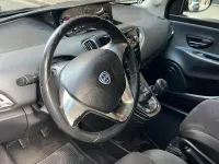 Usata Lancia Ypsilon 69 CV (50 kW) 2013 Bluazzurro Utilitaria