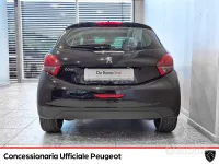 Usata Peugeot 208 Allure 110 CV (80 kW) 2018 Nero Utilitaria