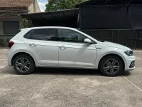 Usata VW Polo R-line 90 CV (66 kW) 2021 Bianco Utilitaria