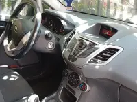 Usata Ford Fiesta 90 CV (66 kW) 2012 Berlina