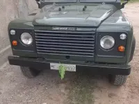 Usata Land Rover Defender 86 CV (63 kW) 1989 Verde SUV