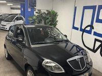 Usata Lancia Ypsilon 60 CV (44 kW) 2009 Nero Utilitaria