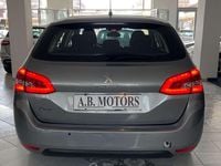 Usata Peugeot 308 SW Business-Line 131 CV (96 kW) 2019 Gray Station wagon