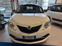Usata Lancia Ypsilon Silver 69 CV (50 kW) 2017 Bianco Utilitaria