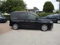 Usata Ford Tourneo Connect Titanium 122 CV (89 kW) 2024 Nero Monovolume