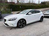 Usata Volvo V40 R-Design 120 CV (88 kW) 2017 Bianco Berlina