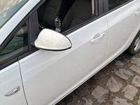 Usata Opel Astra 110 CV (80 kW) 2012 Bianco Berlina