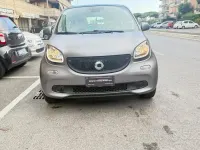 Usata Smart ForFour Passion 71 CV (52 kW) 2015 Grigio Utilitaria