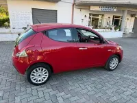 Usata Lancia Ypsilon 60 CV (44 kW) 2013 Rosso Utilitaria