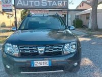 Usata Dacia Duster Lauréate 110 CV (80 kW) 2015 Grigio SUV