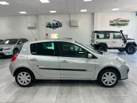 Usata Renault Clio II Rip Curl 75 CV (55 kW) 2008 Grigio Berlina