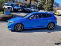 Begagnad BMW M135 M Performance 306 HK (225 kW) 2021 Blå Halvkombi