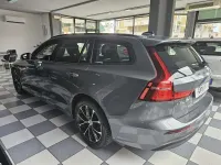 Usata Volvo V60 Business Edition 150 CV (110 kW) 2019 Grigio Station wagon