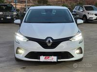 Usata Renault Clio IV Business 86 CV (63 kW) 2019 Bianco Berlina