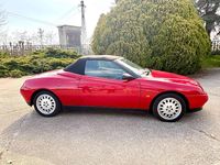 Usata Alfa Romeo Spider 150 CV (110 kW) 1996 Rosso Cabrio