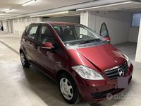 Usata Mercedes A170 2008 Rosso Monovolume
