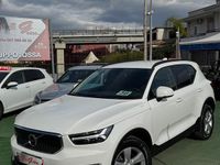 Usata Volvo XC40 Momentum 150 CV (110 kW) 2020 Bianco SUV