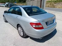 Usata Mercedes C220 Elegance 170 CV (125 kW) 2008 Grigio Berlina