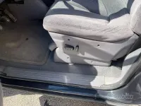 Usata Chrysler Voyager 116 CV (85 kW) 2000 Grigio Monovolume