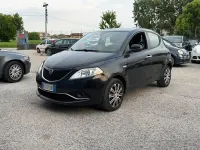 Usata Lancia Ypsilon 69 CV (50 kW) 2016 Nero Utilitaria
