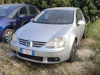 Usata VW Golf IV 105 CV (77 kW) 2006 Argento Berlina