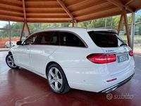 Usata Mercedes E220 Exclusive 194 CV (142 kW) 2017 Bianco Station wagon