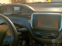 Usata Peugeot 208 Active 75 CV (55 kW) 2017 Bianco Utilitaria