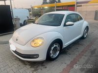 Usata VW Beetle 105 CV (77 kW) 2012 Bianco Utilitaria