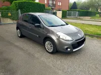 Usata Renault Clio II Dynamique 101 CV (74 kW) 2010 Other Berlina