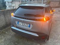 Usata Peugeot 2008 Allure 131 CV (96 kW) 2023 Grigio SUV