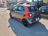 Usata Smart ForFour Edition #1 70 CV (51 kW) 2015 Grigio Utilitaria