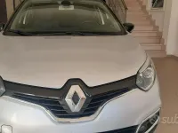 Usata Renault Captur 90 CV (66 kW) 2016 Grigio SUV
