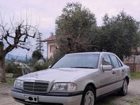 Usata Mercedes C180 Classic 122 CV (89 kW) 1997 Grigio Berlina