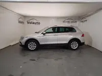 Usata VW Tiguan Life 131 CV (96 kW) 2023 Grigio SUV