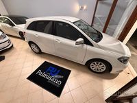 Usata Mercedes B180 Executive 109 CV (80 kW) 2014 Bianco Utilitaria