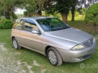 Usata Lancia Ypsilon 2000 Grigio Utilitaria