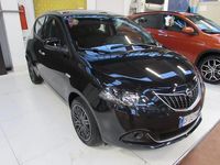 Usata Lancia Ypsilon Gold 70 CV (51 kW) 2021 Nero Utilitaria