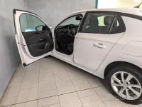 Usata Opel Corsa Elegance 101 CV (74 kW) 2023 Bianco Berlina