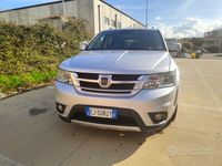 Usata Fiat Freemont 140 CV (102 kW) 2011 Grigio SUV
