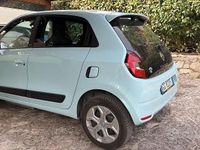 Usata Renault Twingo 60 kW (82 CV) 2021 Blu Utilitaria