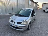 Usata Renault Modus Dynamique 75 CV (55 kW) 2008 Argento Monovolume